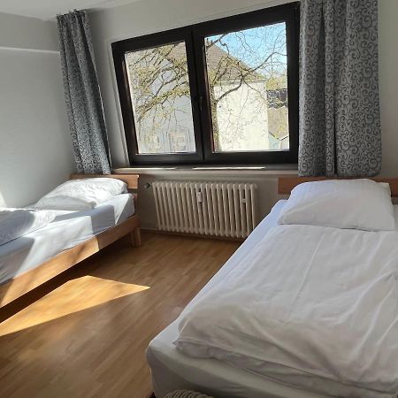 Zimmer Fuer Monteure, Handwerker Oder Reisende 에센 외부 사진