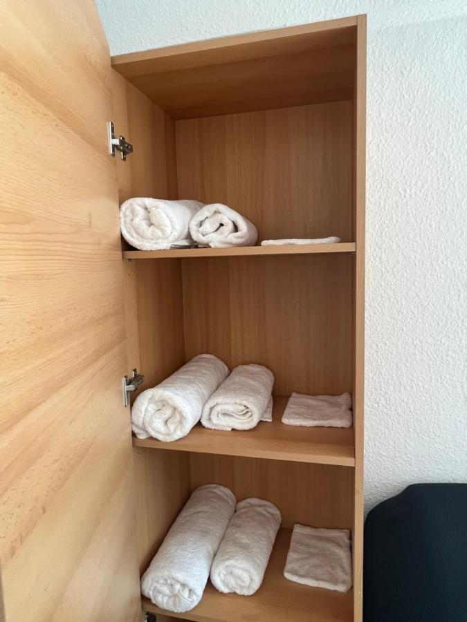 Zimmer Fuer Monteure, Handwerker Oder Reisende 에센 외부 사진